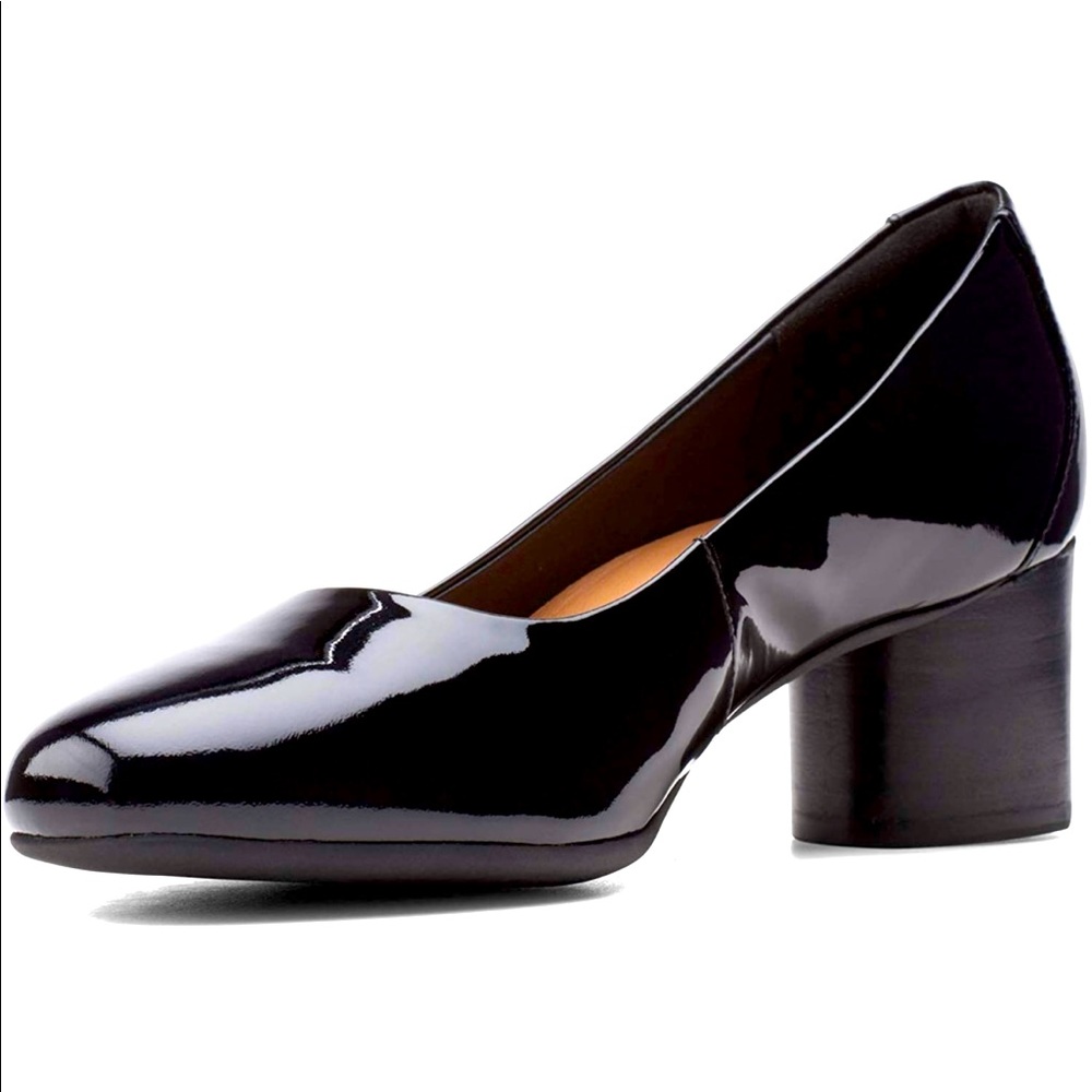 7 Clark Un Cosmo black pump
